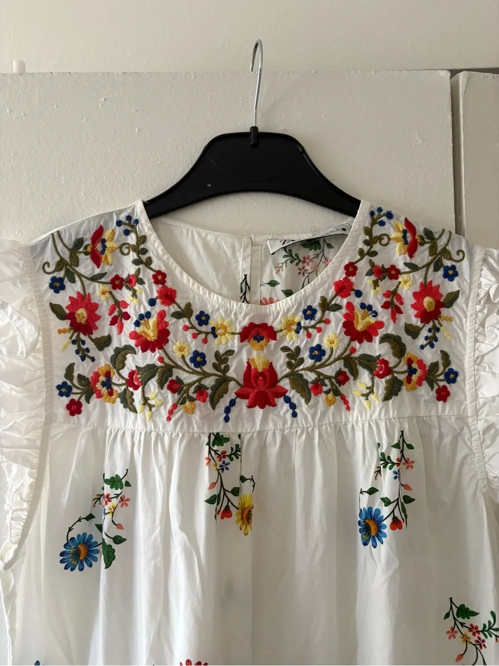 Zara Embroided bohemian White Floral Tiered Midi Dress